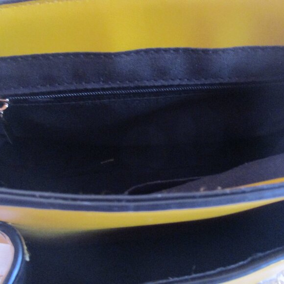 Crossbody Bag 3D Floral Pattern Faux Leather Mustard - Picture 8 of 9